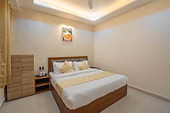 Perfectstayz Value Om Palace near Prem Mandir with Parking, Vrindavan