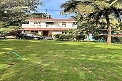 Hilltop Nest  Cozy Room with Hill   Forest Views, Goa