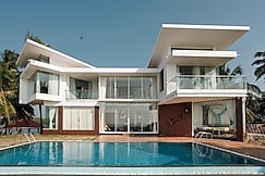 Mermaid Whisper Beach Villa, Sagara