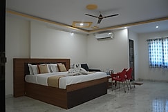 S L N COMFORT, Bangalore