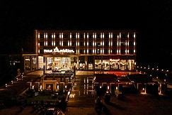 Hotel Ambition, Dharamgarh 