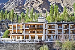 Hotel RAKS, Leh