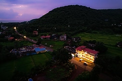 Tanishq Resort Dapoli by Coastal Essence, Dapoli