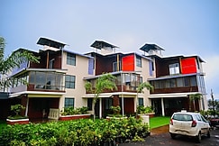 The Grand Valley Resort, Satara