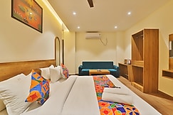 Hotel City Inn 2min walk to Gorakhnath Temple, Gorakhpur