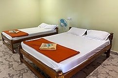 COCO BEACH FRONT STAY, Murudeshwar