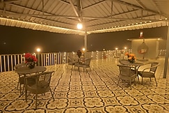 Pahadi Aangan - A Boutique Villa By Shivaneel Hospitality, Nainital