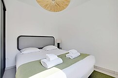 Elegant Appt - 2BDR/6P - Near Paris & La Defense, Paris