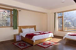 Himalayan Lotus boutique stay, Manali