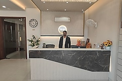 GOLDEN PALACE 200 METER FROM RAM JANMBHOOMI, Ayodhya