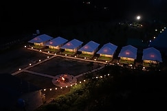 Parvati Baag Camps By Feast Holidays , Sangla