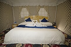 Parvati Baag Camps By Feast Holidays , Sangla