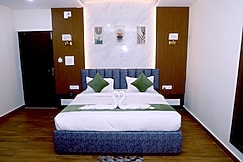 Grand Meridian Hotel & Restaurant, Jangipur