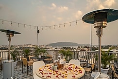 MAYA'S MANOR  A Luxury Lake View Boutique Hotel, Udaipur