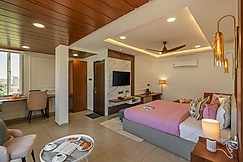 Perfectstayz Premium Shree Narayana Ujjain, Ujjain