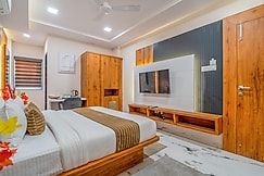 Hotel Deol's Paradise, Indore