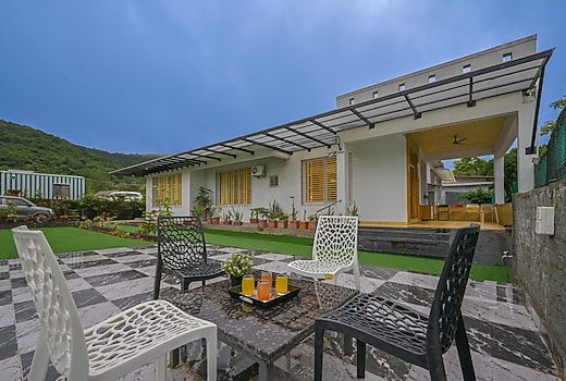 3BHK With Mountain View ( Amber Villa By Tropicana Stays)