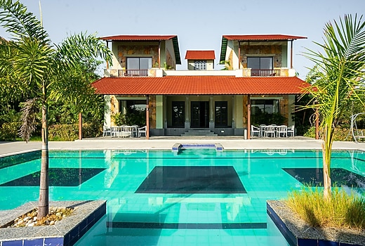 ELIVAAS Raas Stays | 4 BHK Retreat With Pvt Pool & Scenic Aravali Views