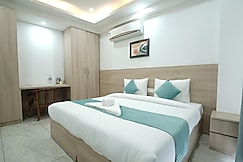 CORPORATE STAYS 43-GOLF COURSE ROAD, Gurgaon