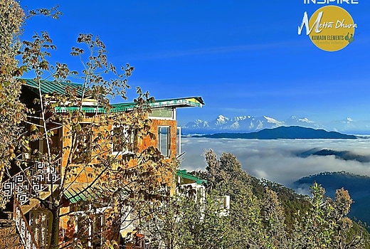 Inspire by MettaDhura Cozy home & closed balcony