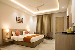 Poonam Aayati, Varanasi