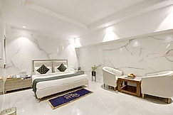 International Transit Homestay, Delhi