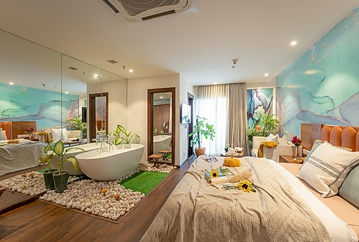 Bastiat Stays| Apt with Bathtub