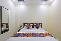 SKYInn Laxmi nagar by Twamev, Delhi