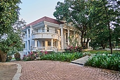 SaffronStays Ivory Chest, Karjat
