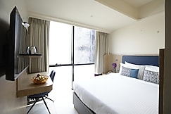 Indie Stay Nesco Goregaon, Mumbai