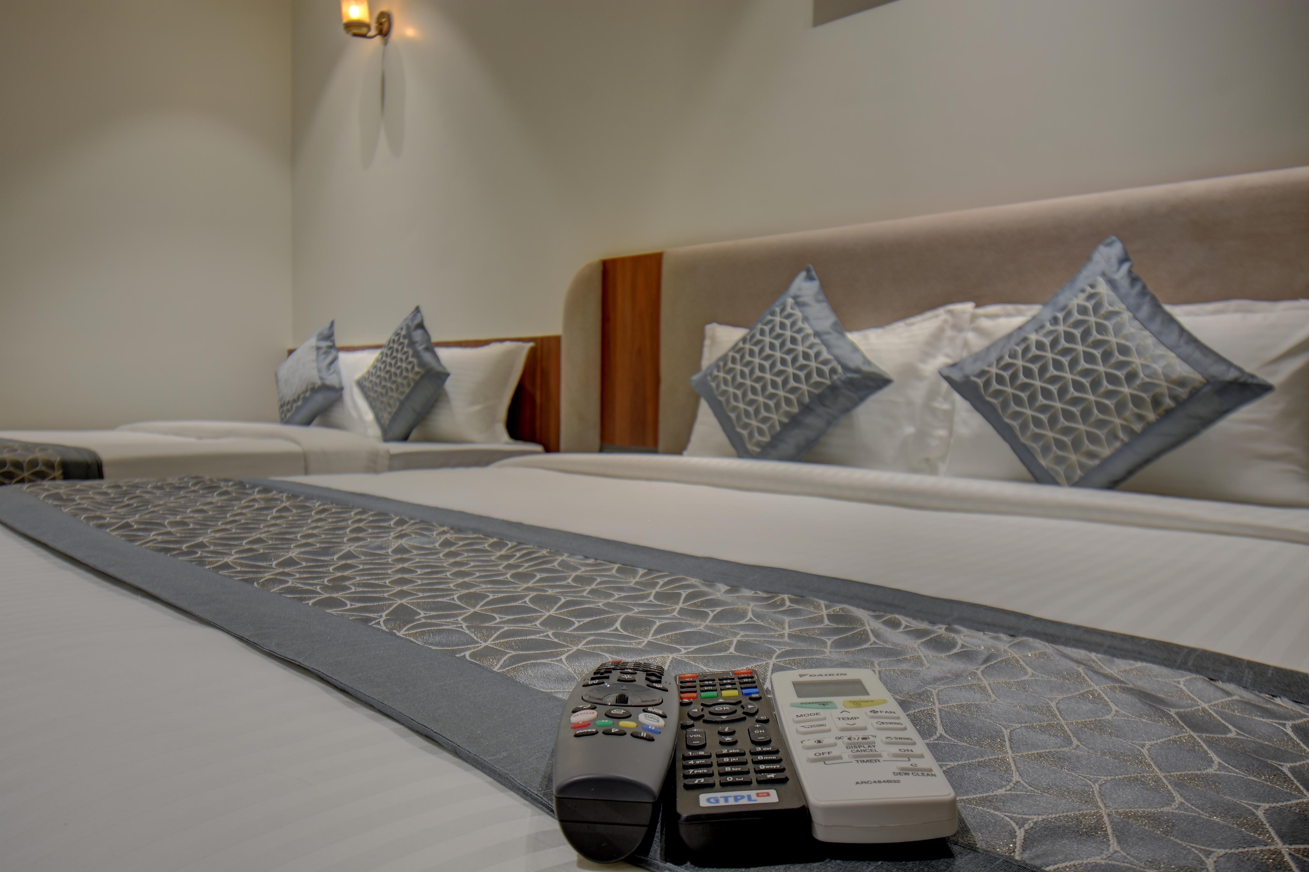 Hotel Stay Divine 3