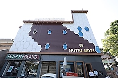 Hotel Moti Mauranipur, Khajuraho