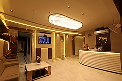 Hotel Moti Mauranipur, Chatarpur