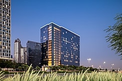 Grand Millennium Business Bay, Dubai