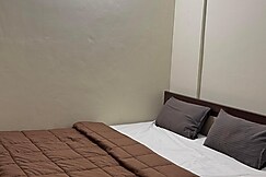 Navami Inn ac&non ac deluxe rooms, Mysore