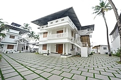The Lawrences Aqua Stay, Cochin