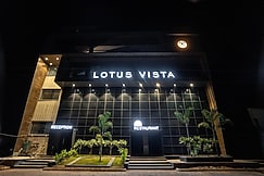 Hotel Lotus Vista, Govind Garh
