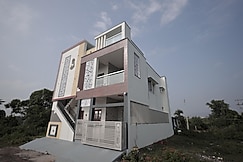 Vani Vila's Luxury Villa, Pandavapura