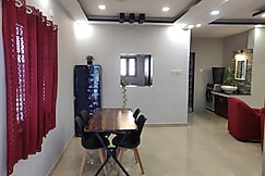 Mama Rose at Keelkattalai KG Modern, Chennai