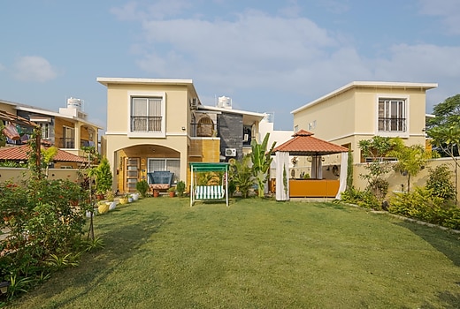 SaffronStays Shreevat