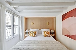 Magnificent Studio - 2P - Louvre Museum, Paris