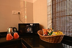 Luxury Spacious 2BHK Near Baga Beach by StayNomad, Goa