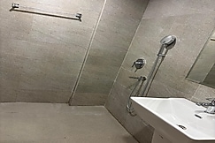 Yourhappystay, Greater Noida