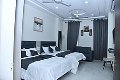 HOTEL SHIVANSH, Sikar
