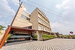 Rosebey Resort, Raipur, Chhattisgarh