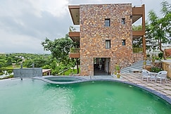 Lagoon Villa |Entire 6 BHK with Private Pool, Gogunda
