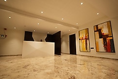 Hotel Silvotel Premier, Indore