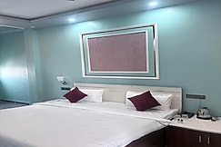 Barfani Rooms, Mainpuri