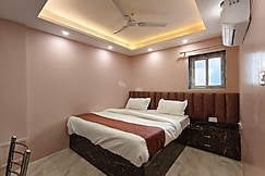 Trinetra Homestay, Varanasi
