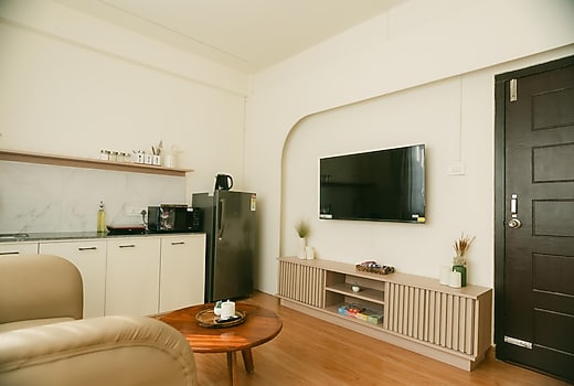 Amari's Service Apartment | 1 Bedroom with Kitchen